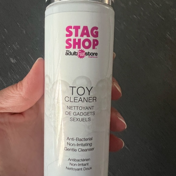Stag Shop Toy Cleaner - Picture 2 of 3